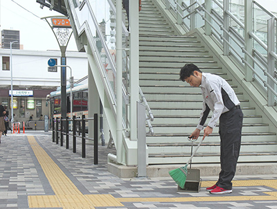 駅前から現場まで、環境の美化に努めています。